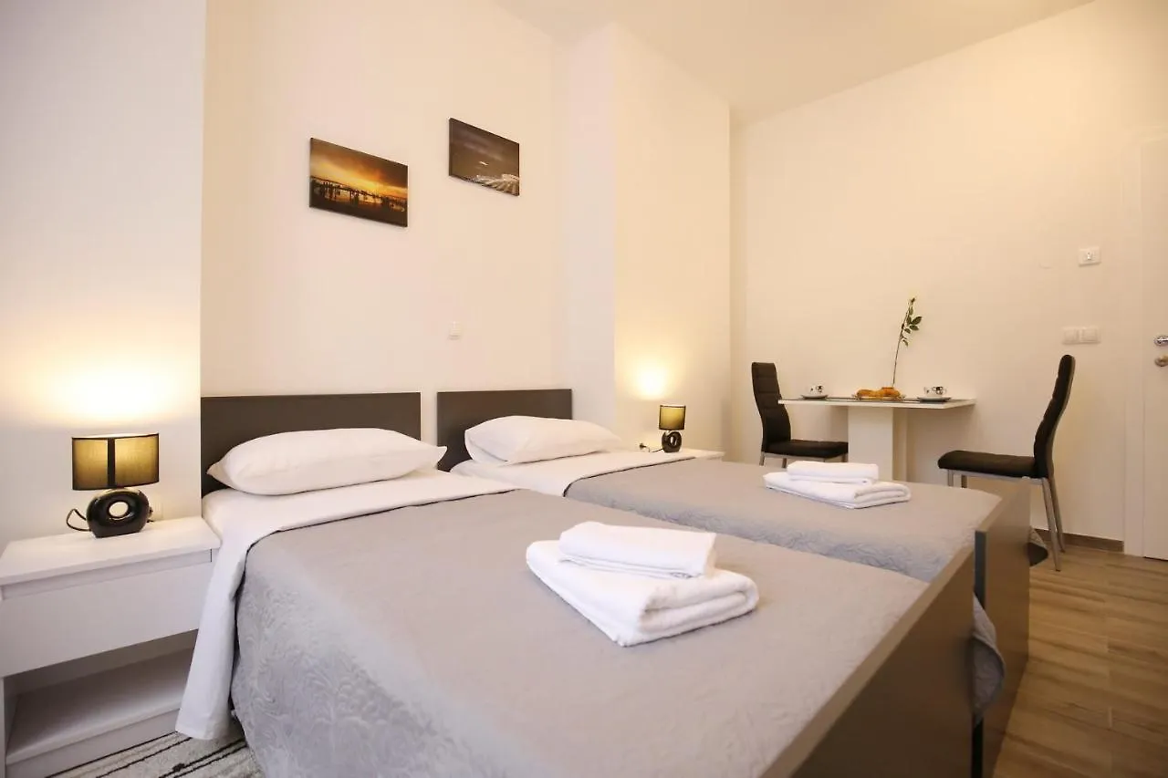 Sites Of Zadar Rooms Guest house