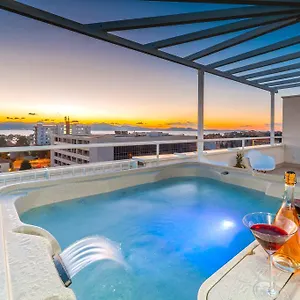  Apartment Sunset Penthouse With Jacuzzi And Seaview