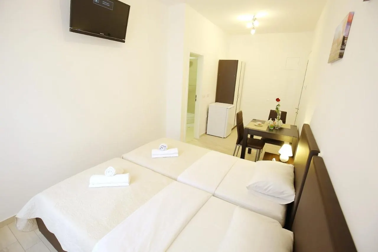 Sites Of Zadar Rooms 0*,